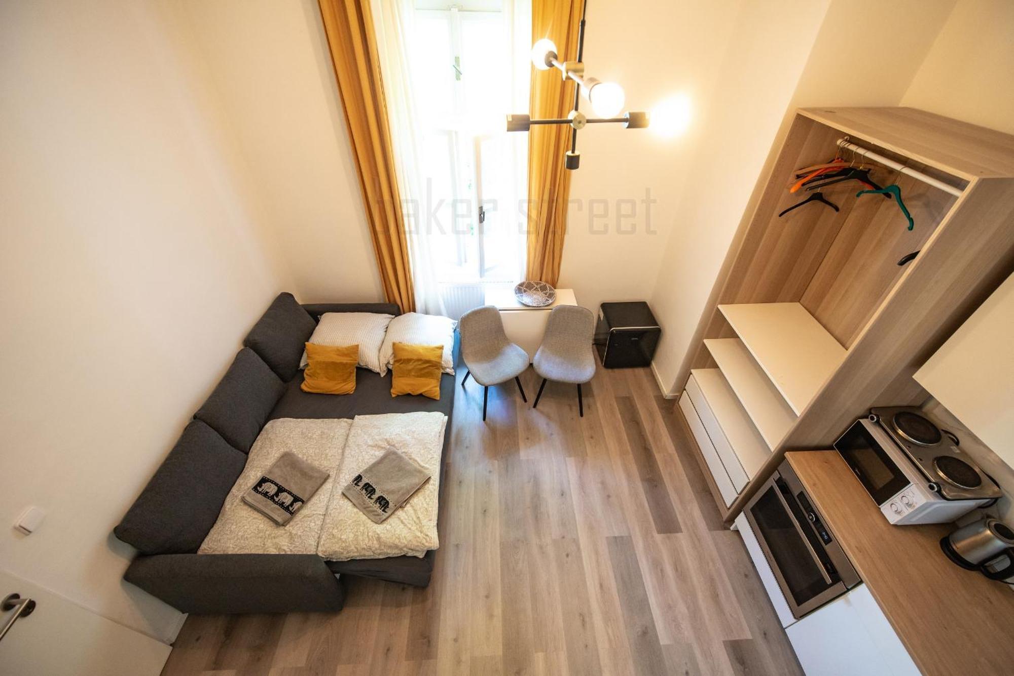 Storey Apartment Close To Metro Palmovka Prága Kültér fotó